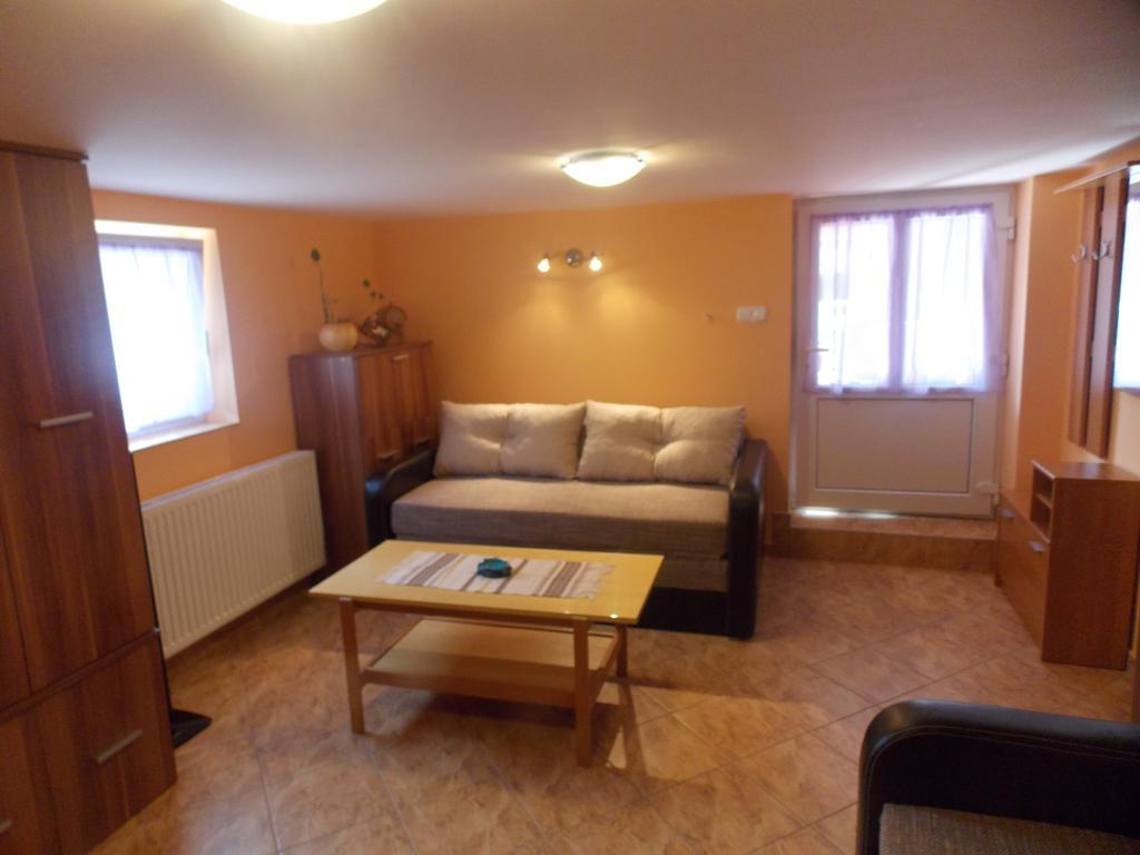 Szonja Apartman Egerszalók Exterior foto