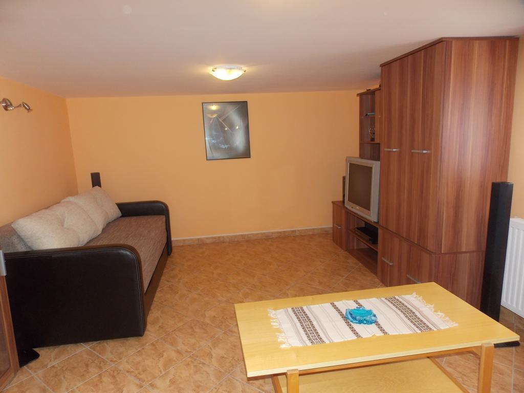 Szonja Apartman Egerszalók Exterior foto